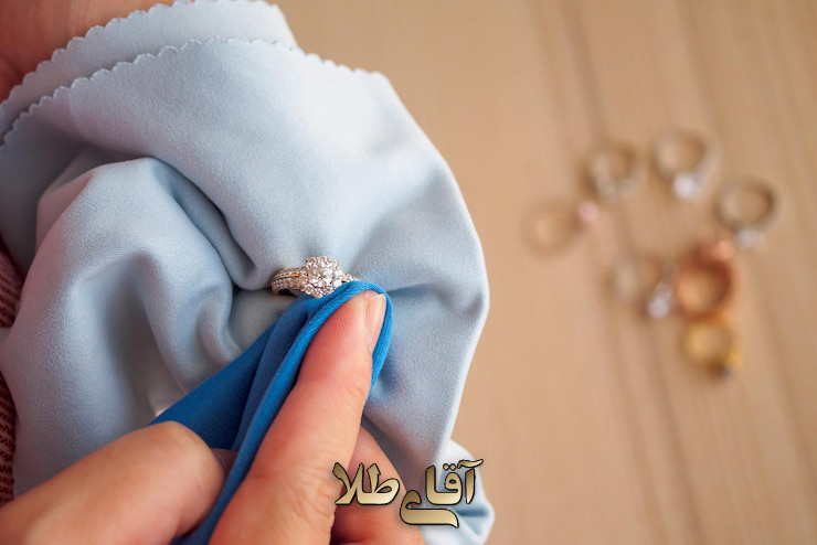 رازهای شگفت‌انگیز طلافروشان برای درخشان نگه داشتن طلا | فروشگاه اینترنتی آقای طلا